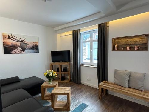 dcc25988-1cb3-43b1-a463-bd7ee7089c95