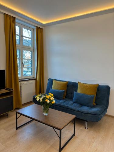 fcf0db30-205a-4499-a989-5acfcf19039d